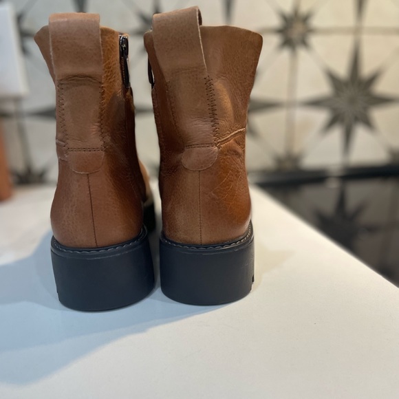NWOB Franco Sarto Billie Platform Booties, Size 9.5M - Picture 6 of 8